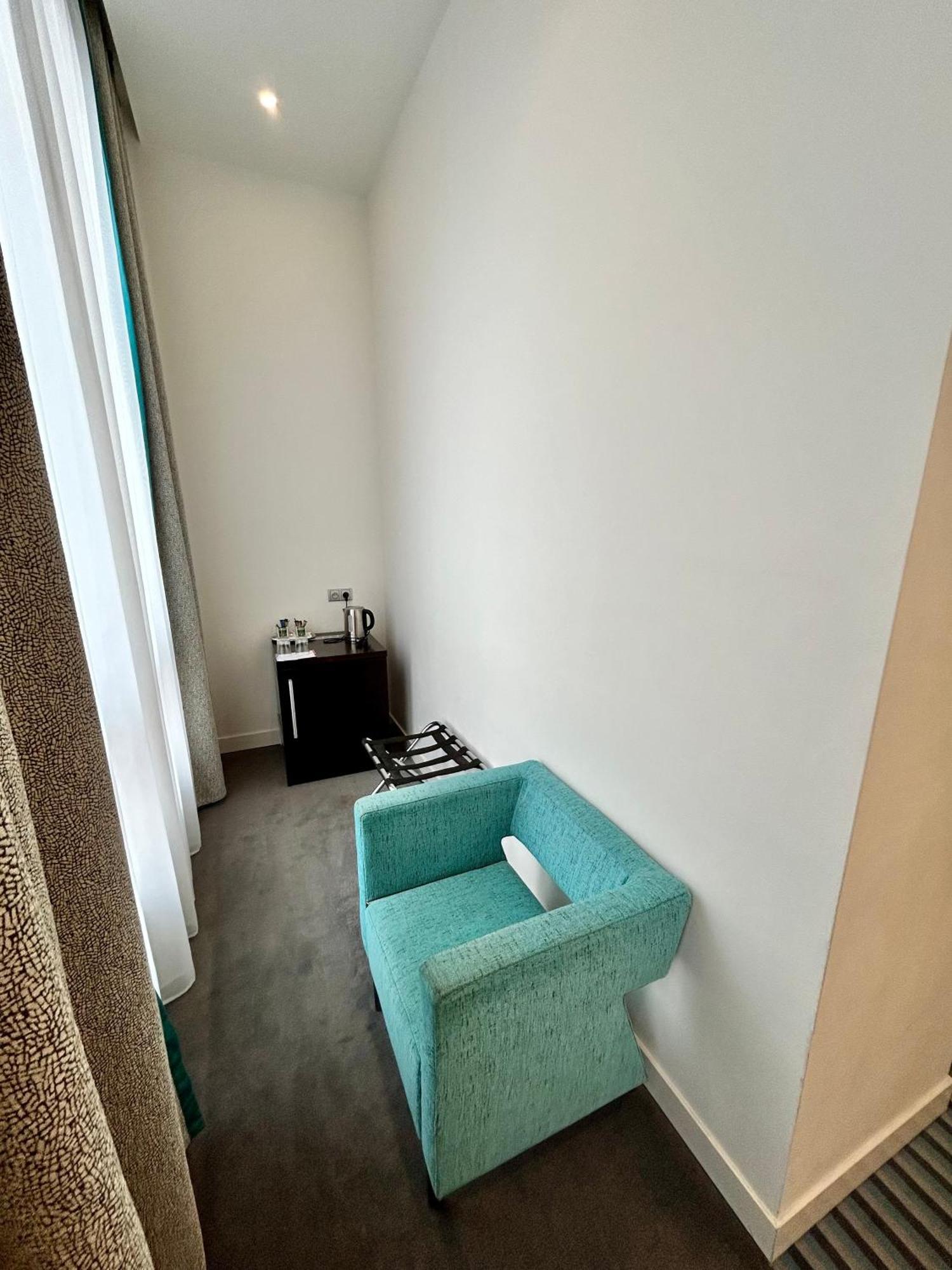 Red&blue Design Hotel 4*