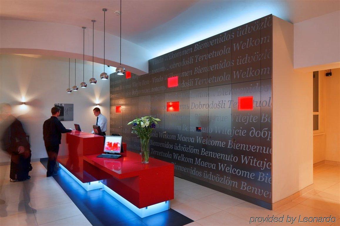 Red&blue Design Praga